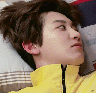 爱我吗嗯嗯嗯朴灿烈 exo