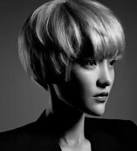 2021沙宣经典短发发型图片