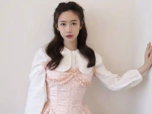 主演近照曝光,消失14年首次露面,美雪发福变胖_黄安仪_剧中_小时候