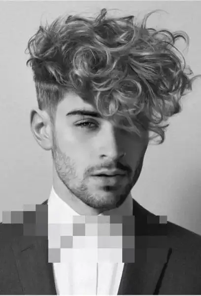 男生最拉风亮眼的短卷发 气场十足的男生短发演示 - 发型设计 - 领啦