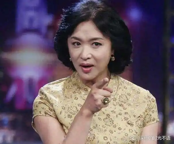 金星52岁曝新动态,婚姻经历引人瞩目