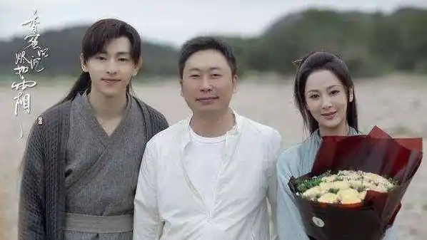 不过杨紫和邓伦这边都没有对此事进行回应,看来这部剧什么时候开拍