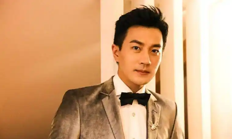 现状,上网课爸爸偷看,睡前看爷爷的剧,杨幂再被批评_刘恺威_女儿_外界