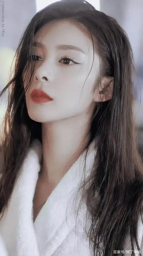 女明星又美又飒的瞬间,你被谁的造型惊艳到