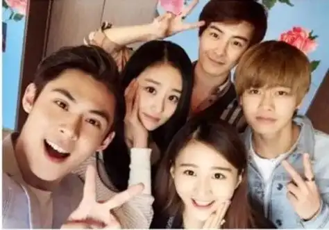 聂欢是任嘉伦老板的妹妹吗 聂欢多少岁个人资料家境父母是干嘛的