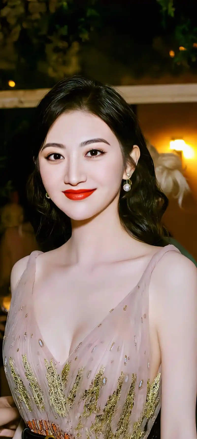 景甜,个人认为她这几张照片是最好看的,几乎没有缺点