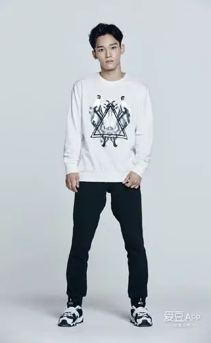 exo分享161022明明是运动风硬是穿出贵族范儿exo最新代言照公开