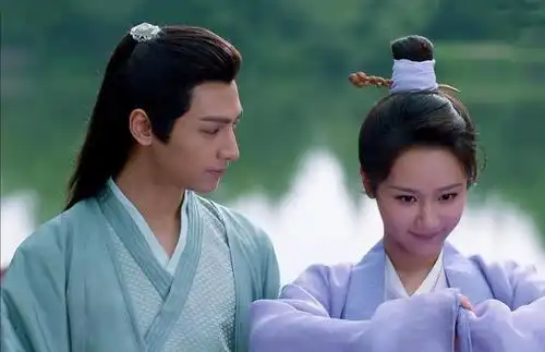 罗云熙与杨紫搭戏:润玉清高俊朗 锦觅纯洁可人