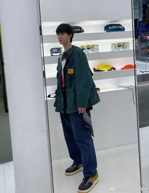 黄誉博长大后照片 黄誉博个人资料身高