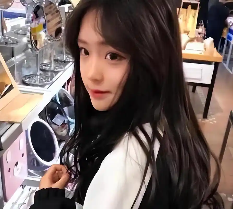 "空气刘海儿"逐渐消失,中学生流行"鲶鱼头",家长直呼难理解