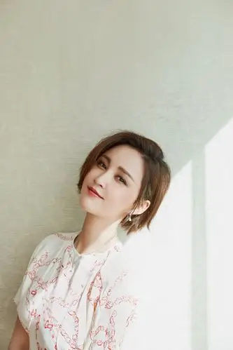 张歆艺央视"心连心"温暖献唱 传递青年正能量