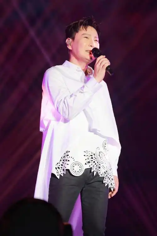 张信哲未来式2.0巡回演唱会##张信哲-未来式世界巡回演唱会