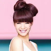 沈梦辰头像高清图片大全_名人沈梦辰真人头像大图下载【点击鼠标右键