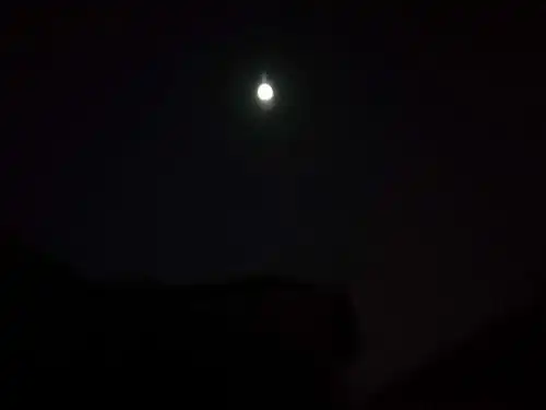 黑夜中的太阳 - 美篇