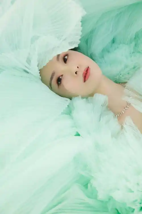 美女图——陈都灵