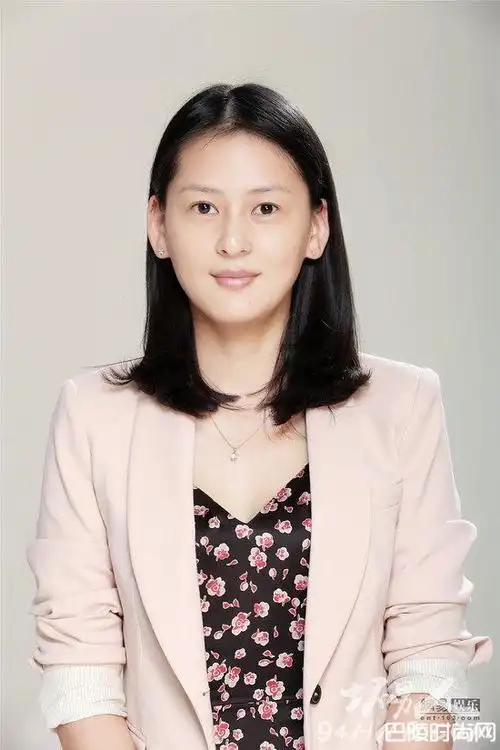 黄澜有几段婚史 黄澜离异的原因 / 比乐族