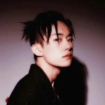 易烊千玺头像最帅图片易烊千玺头像女生新款