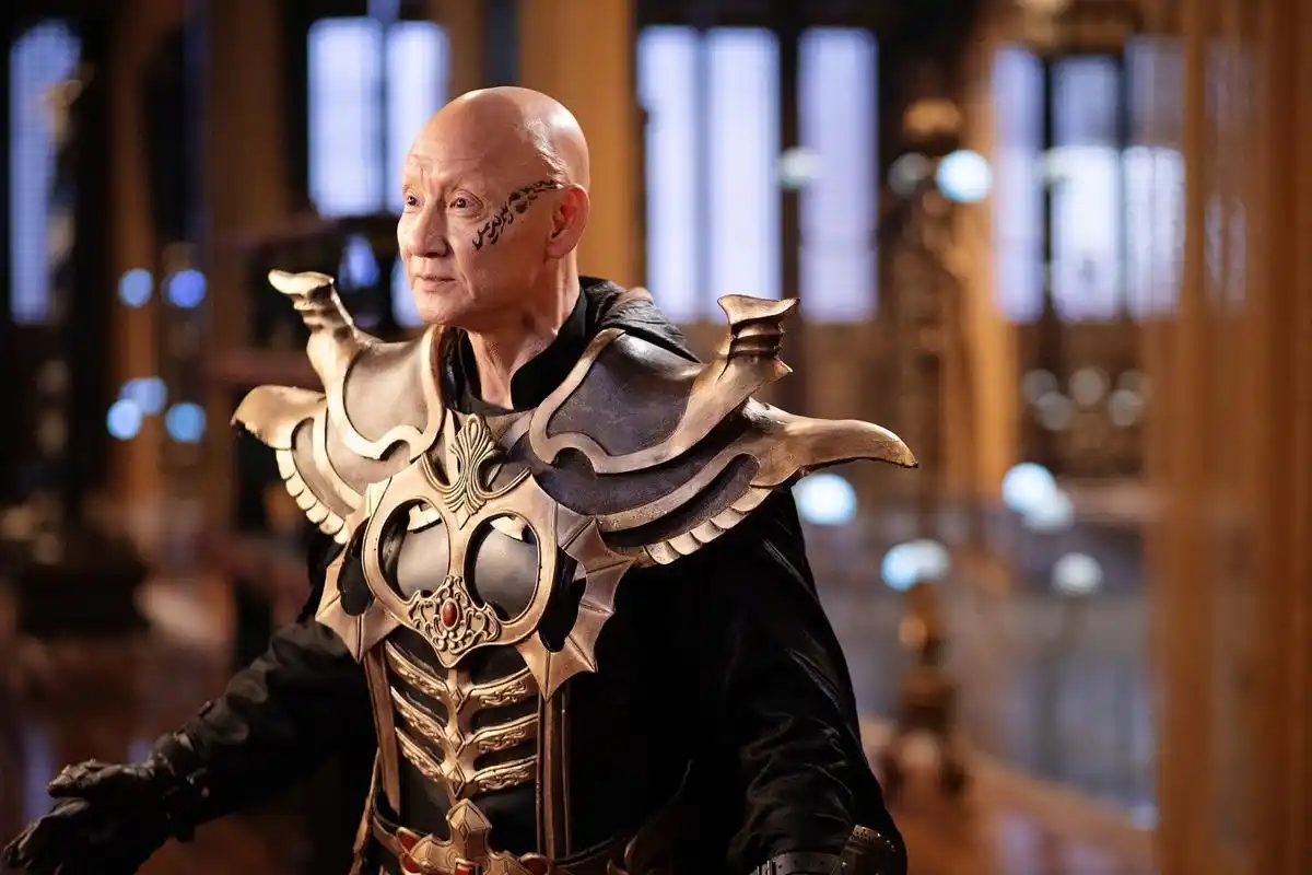 "金牌戏骨"杜玉明怒挥《蓝月之屠龙战刃》 腹黑大boss获赞"最强戏精"!