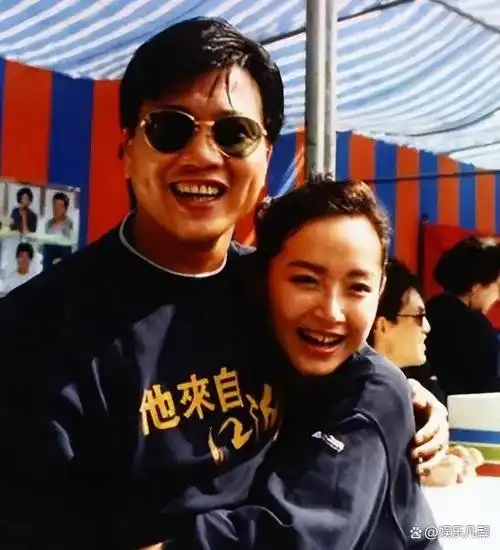 河南女婿万梓良与恬妞离婚28年又娶小16岁娇妻没烦恼