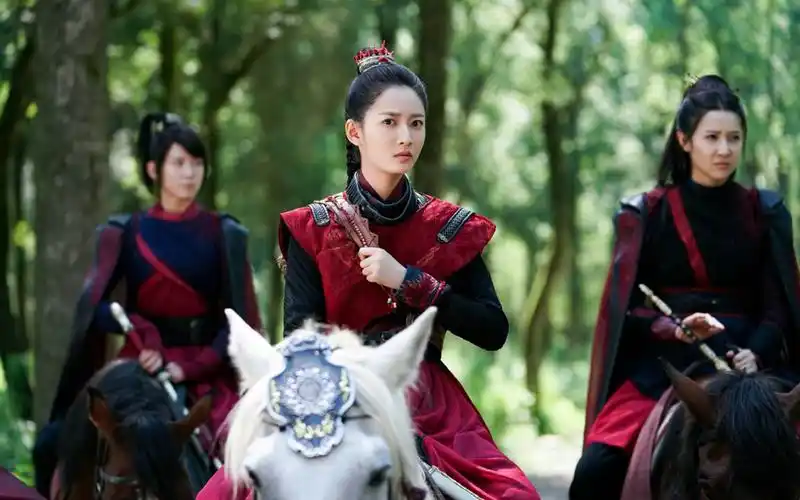 陈钰琪月上重火剧照图片壁纸