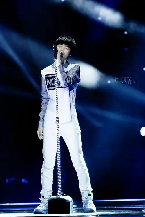 王俊凯春节胖15斤