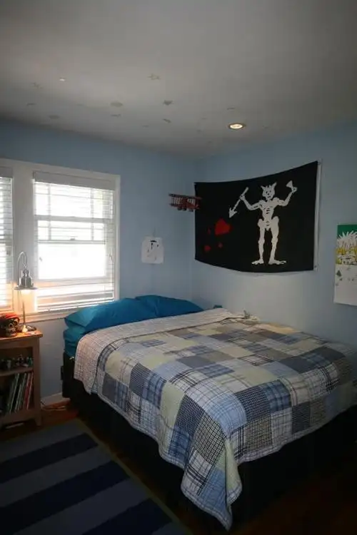 现代公寓简约男儿童房装修效果图