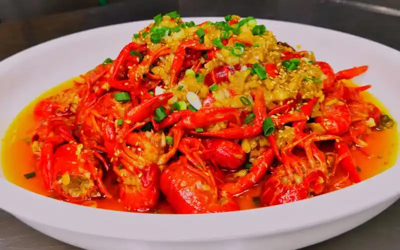 杨厨教你:"蒜蓉小龙虾"的家常做法,蒜香味浓,巴汁巴味_哔哩哔哩_bilib