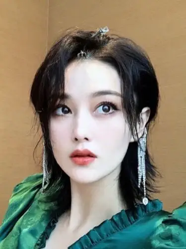 张馨予-英气的骨相具备哪些条件?