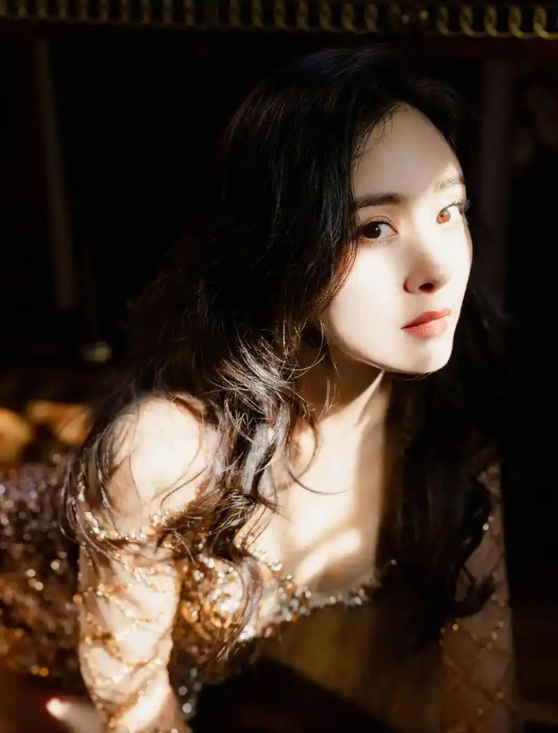 相册(九)#杨幂  - 抖音