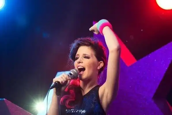 最硬核唱功竞技?第一个100%不修音的音乐综艺-《百分百歌手》