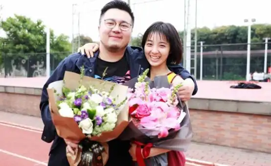 万鹏个人资料介绍,她是如何进入壹加壹的?她怎么出道的呢?