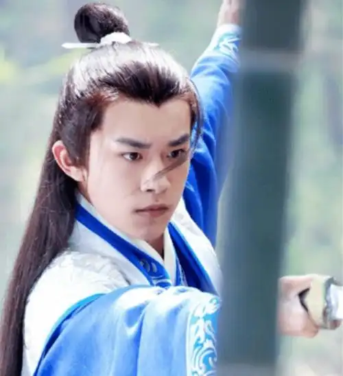 当tfboys遇上古装造型,王俊凯千玺变温润,看到王源:麻烦出新剧!