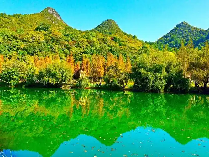 花溪真山真水美如画