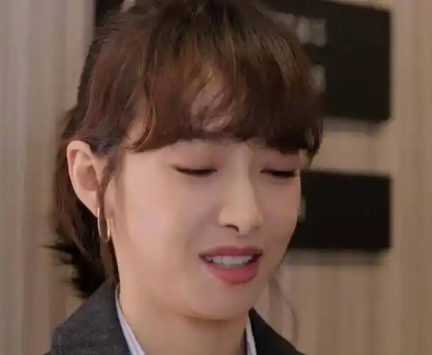 42岁周渝民和37岁宋茜演现偶我忍了,但实在忍不了十级的磨皮滤镜