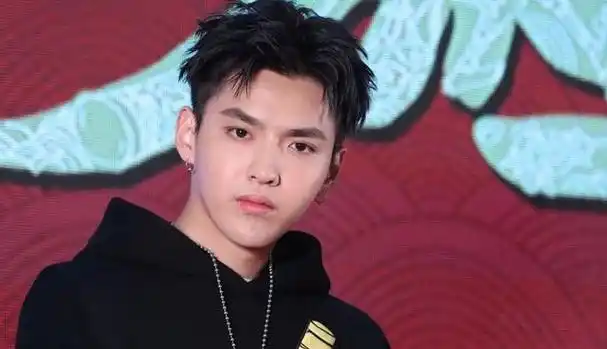 吴亦凡入狱两年再上热搜,背后勾当令人发指!