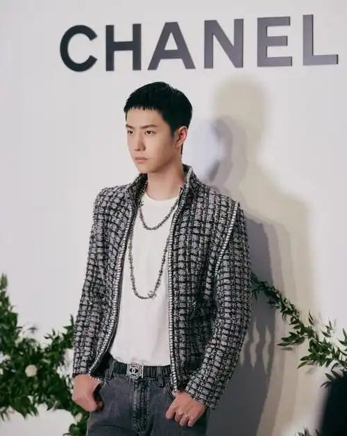 寸头才是检验颜值的标准!来看这8位的寸头造型,颜值高下立见