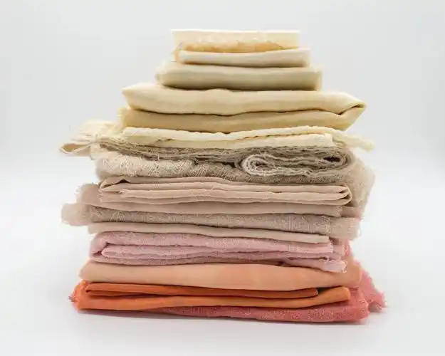 的汉麻纺织品,那么恭喜你很有可能买到了假货,麻类纤维属于天然粗纤维