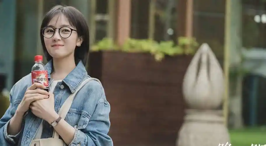 《一路朝阳》女演员的身高:李兰迪163,高叶168,最高的是张艺上_观众