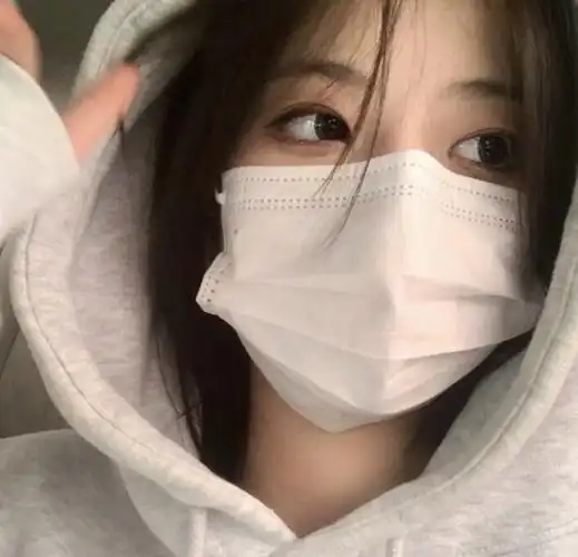 17岁同一个女生真人超好看戴口罩可爱头像(精选多张)图片