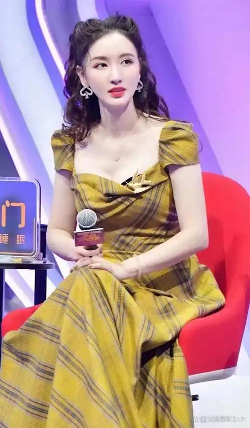 张萌中国内地影视女演员制作人