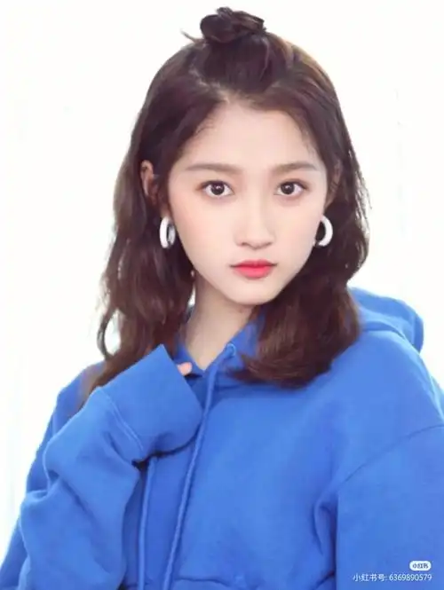 我也粉关晓彤了