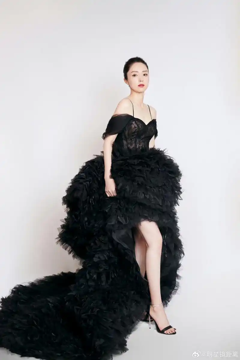 董璇一字带高跟鞋[色][色] #董璇