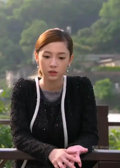 拍完这部戏不久,杨可涵便因抑郁症自杀了,当时的