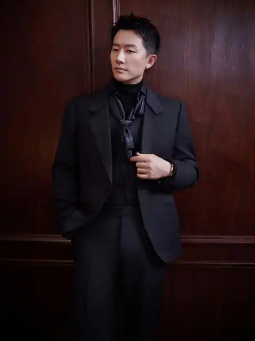 黄轩超话90#平遥国际电影展#@黄轩的微博作为罗伯托·罗西里尼荣誉