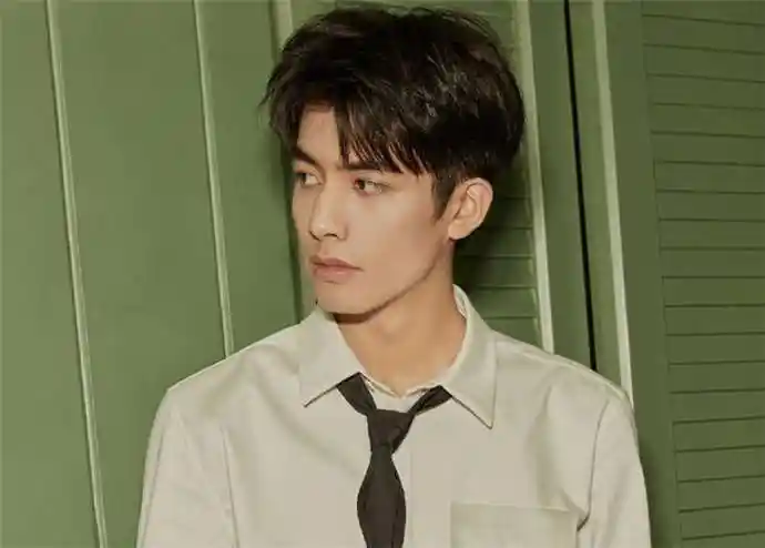 宋威龙个人资料身高年龄 宋威龙是哪个公司的怎么出道的