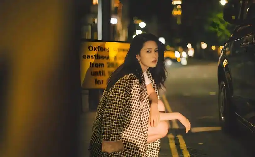 看到她和魏大勋的泳装照后,网友:一般人不敢娶_角色_观众_身材