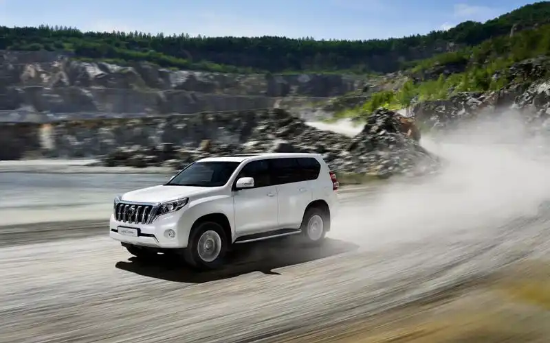 2014toyotalandcruiser丰田普拉多壁纸图片