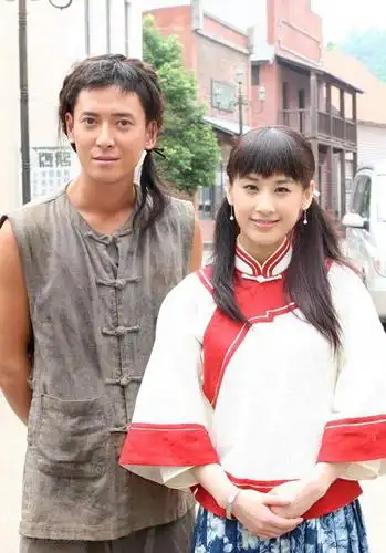 央视大剧《下南洋》开播 韩栋体验华工悲惨生活