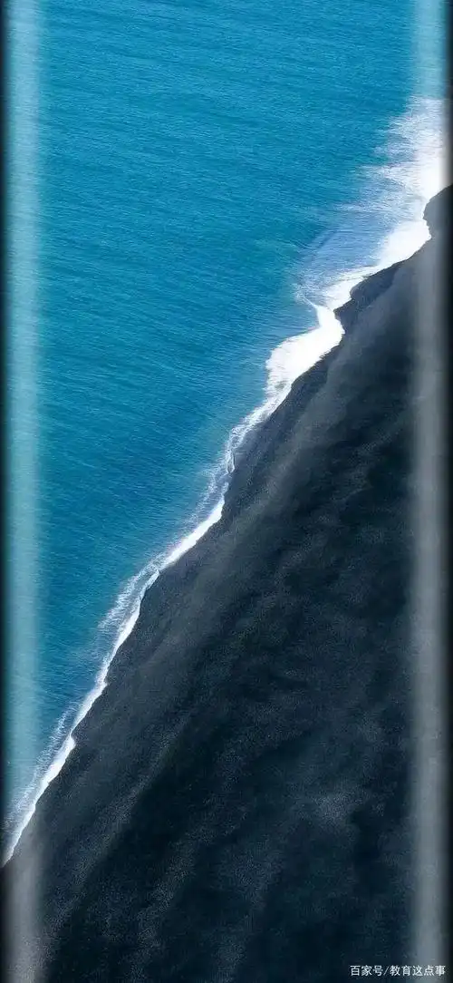 曲面屏壁纸:按需自取,网友:有了这个我的也是曲面屏