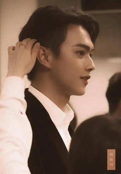 周冬雨为何自降身价接下《千古玦尘》,听到原因后:原来如此!